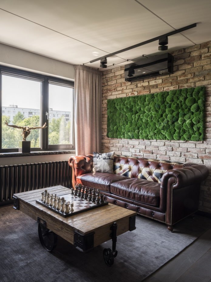 bruine tafel in een interieur in loftstijl