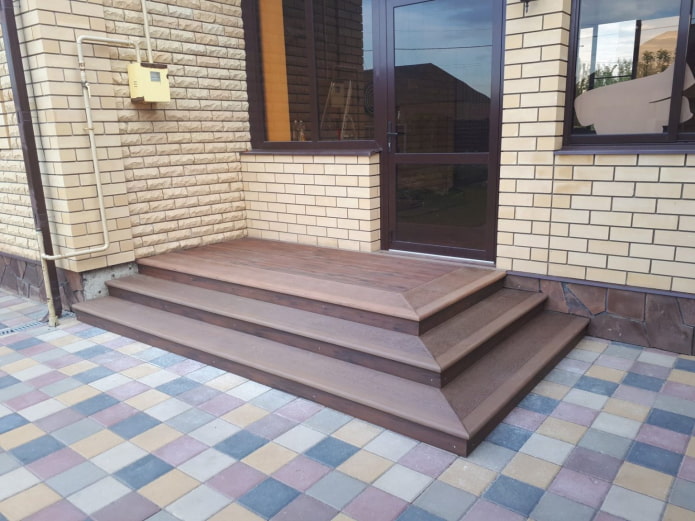 veranda van vlonderplanken