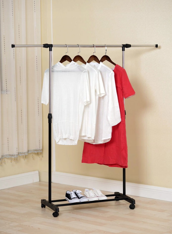 drogen op een IKEA-hanger