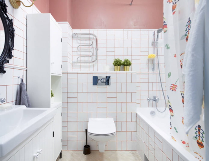 roze in het badkamerinterieur