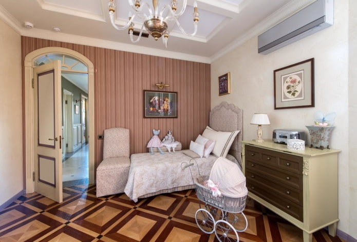 lichtgekleurde deuren in de kinderkamer