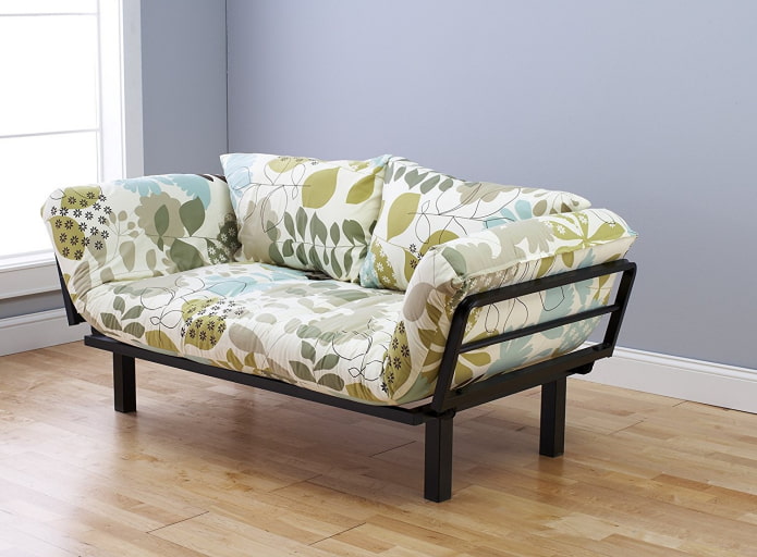 Klik-klak slaapbank in het interieur