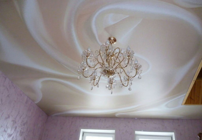 gespannen stof met imitatiezijde