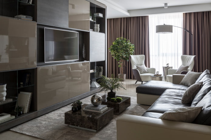 TV ingebouwd in de muur in het interieur van de woonkamer