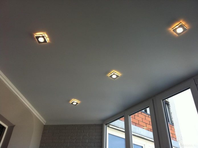 plafond op het balkon