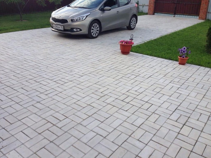 straattegels in de binnenplaats van een priv?woning