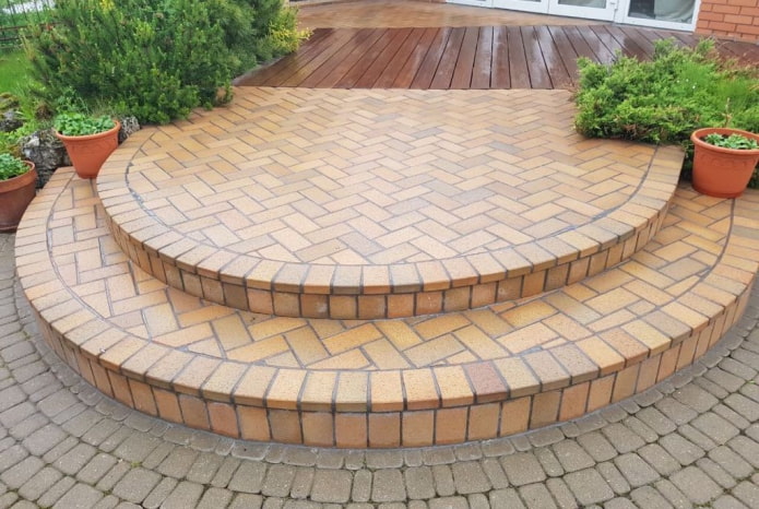 veranda met straattegels