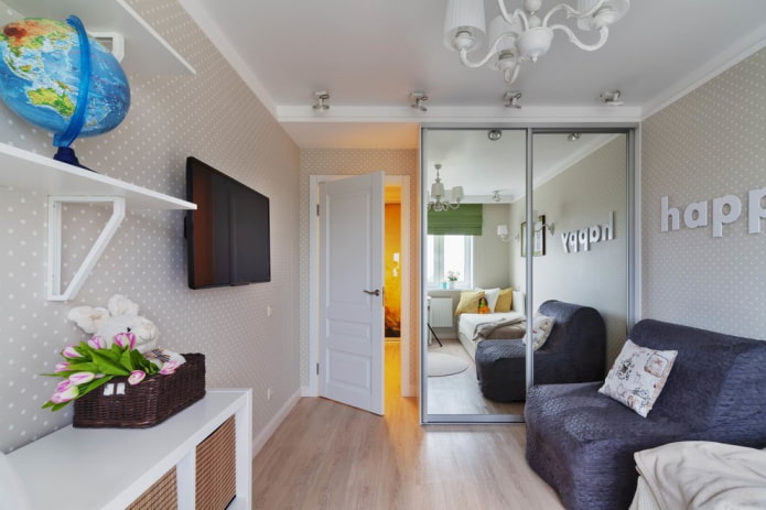 combinatie van deuren met muren in het interieur