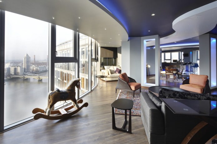 Plafond met twee niveaus
