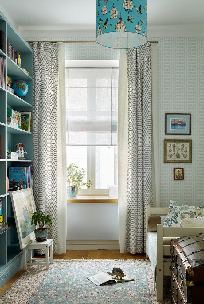 Bijpassend bij het behangpatroon