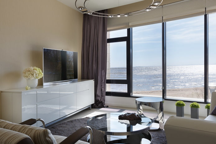 glanzende tv-standaard in het interieur