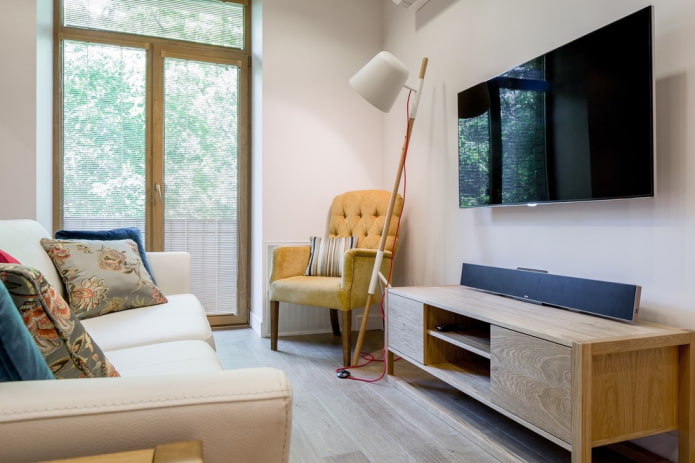 TV-standaard in het interieur van de woonkamer