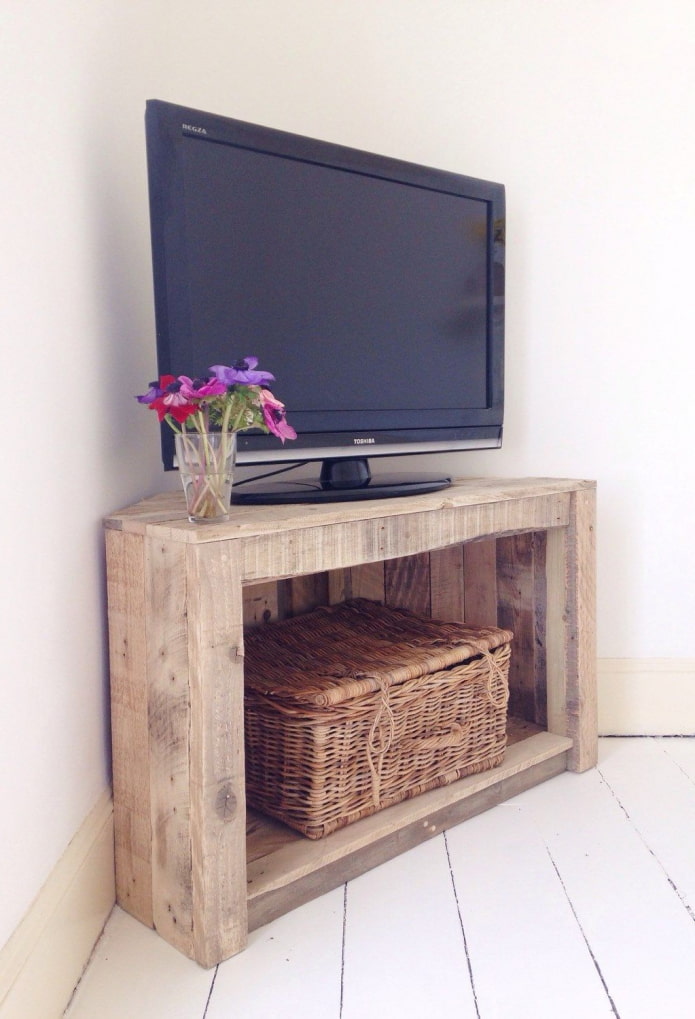originele tv-standaard in het interieur