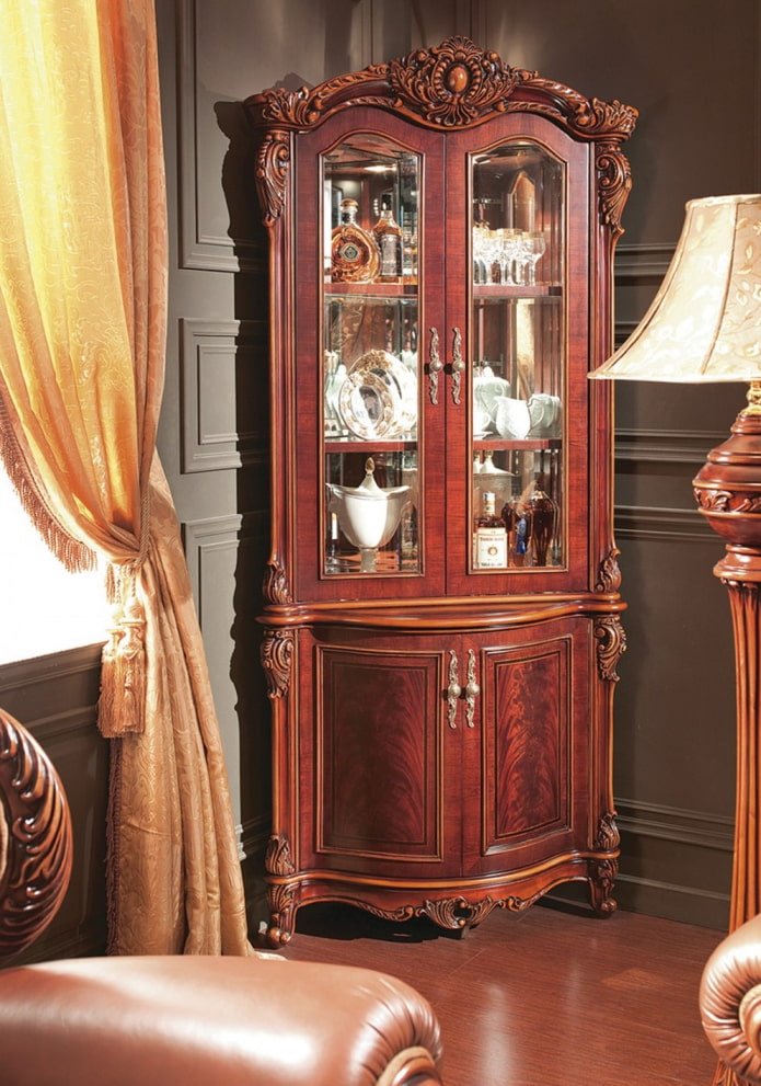 ontwerp van een hoekkast in het interieur van de hal