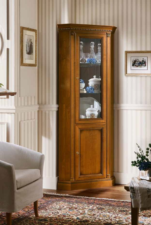 hoekkast met bar in het interieur van de hal
