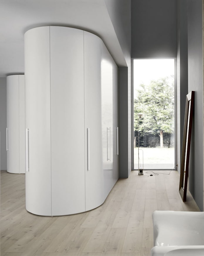Radius hoekkast
