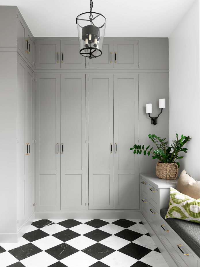 Garderobe met mezzanines
