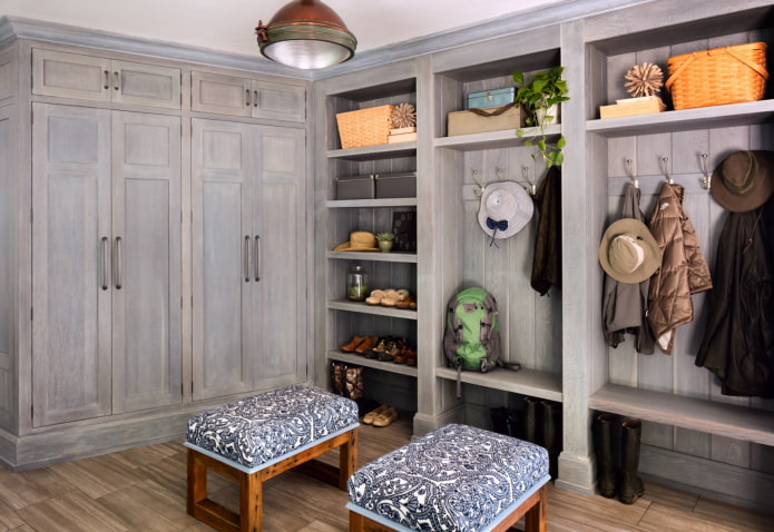 kast in Proven?aalse stijl