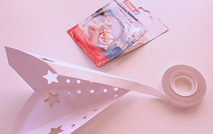 De onderdelen lijmen