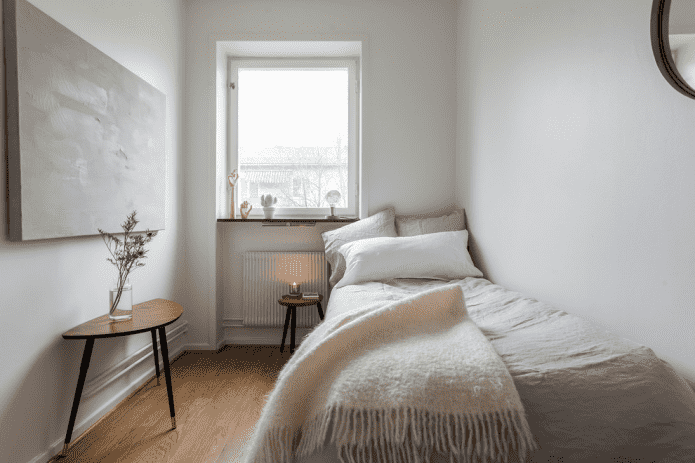 vloerafwerking in een smalle slaapkamer