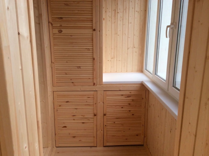 clapboard closet for a Balcony