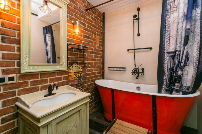 loodgieterswerk in de badkamer in loftstijl
