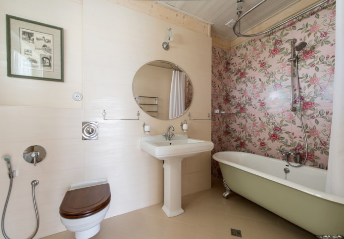 Accentmuur met patroon in de badkamer