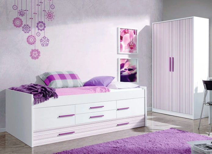 paarse decoratieve elementen