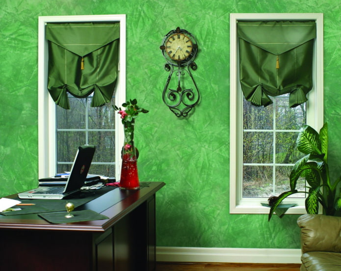 Venetiaanse decoratieve pleister in het groen