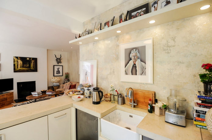 Venetiaans decoratief pleisterwerk in de keuken