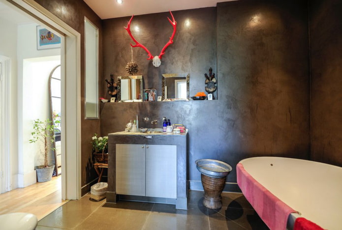 pleisterwerk in de badkamer