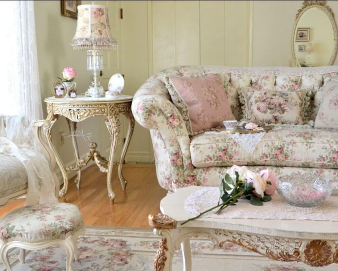 bank met bloemenstof