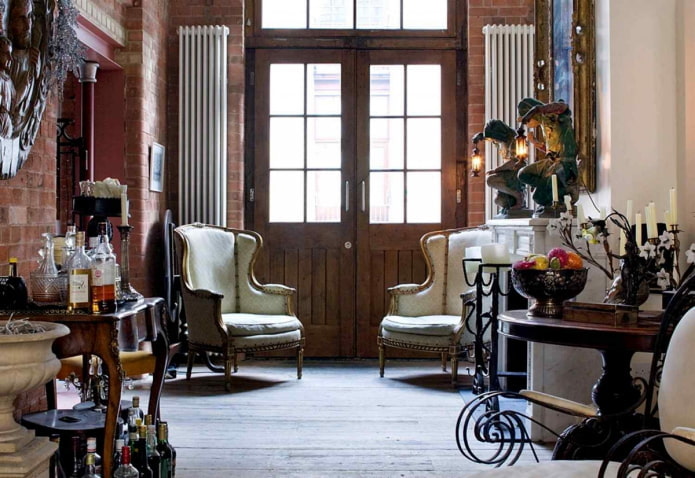 hoge radiatoren in de kamer