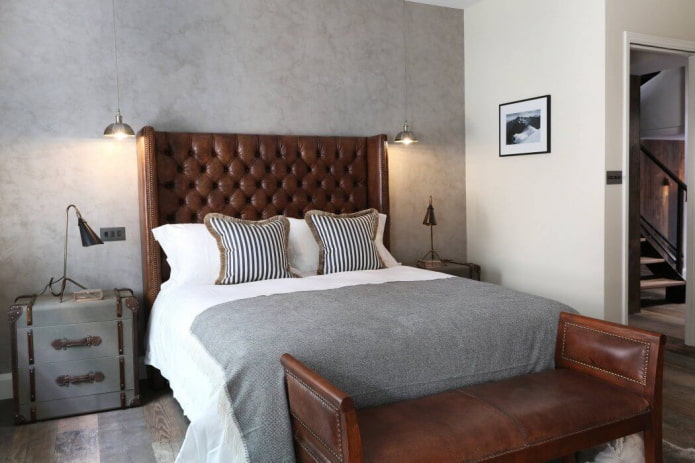 kast bij het bed
