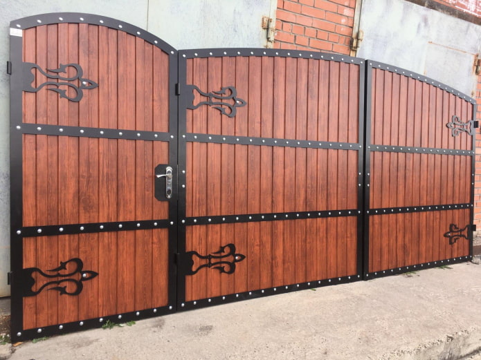 imitatie van gesmede poorten