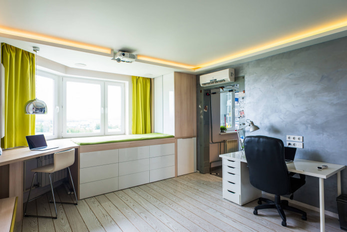 lichtgroene korte gordijnen voor de vensterbank