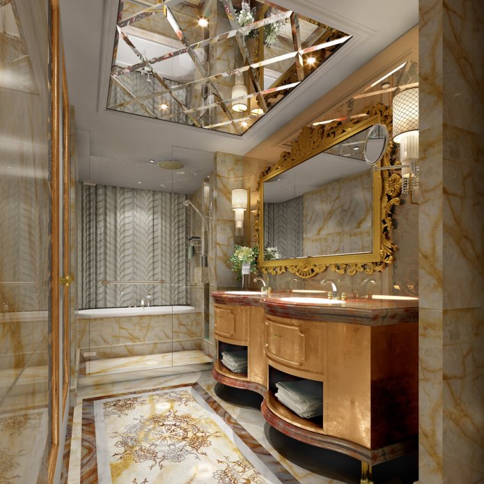 spiegelplafond in het interieur van de badkamer