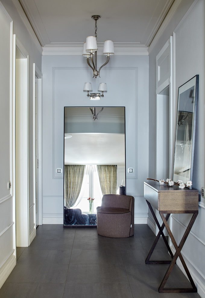 rechthoekige spiegel in het interieur