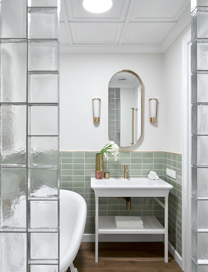 ovale spiegel in de interieur