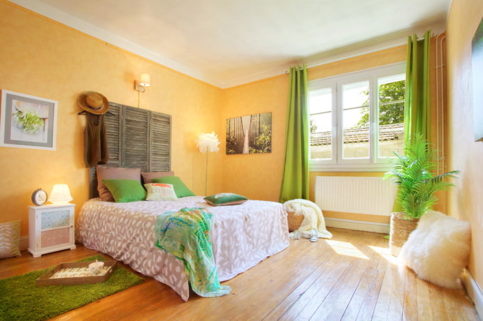 geelgroene slaapkamer