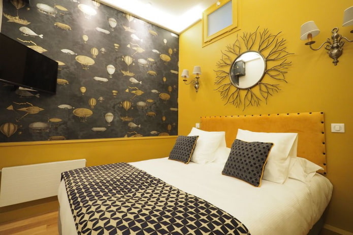 decoratie en verlichting in het slaapkamerinterieur in gele tinten