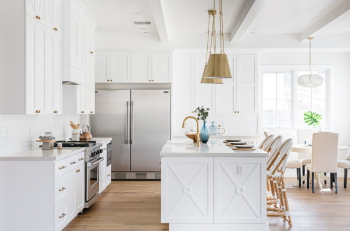 gouden accessoires in de keuken