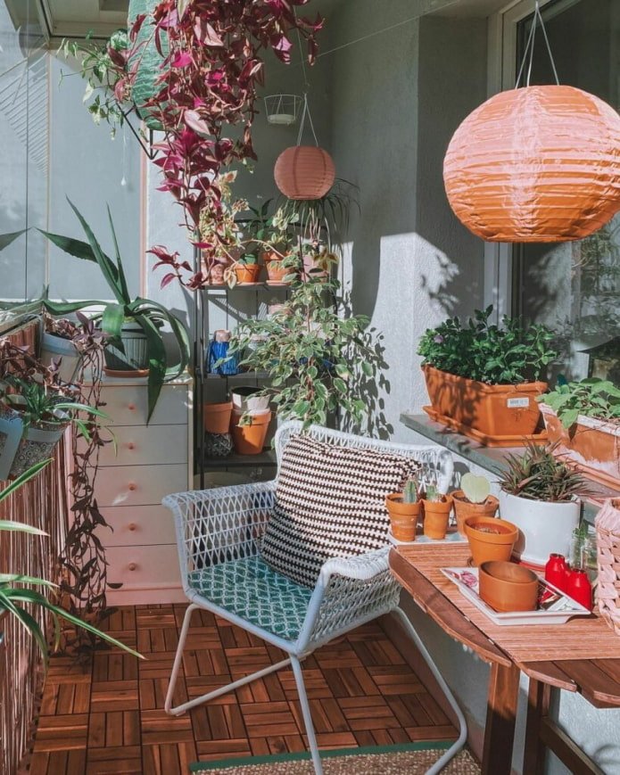Bloemen op het balkon