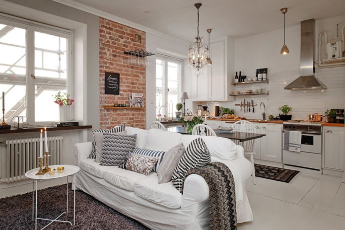 zonering met een bank in het interieur van de keuken-woonkamer